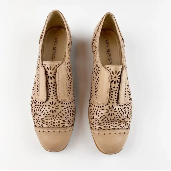 Via Spiga Tan Perforated Flats - Picture 2 of 11